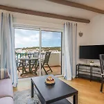 Retreat With Sea View #1972 Apartman