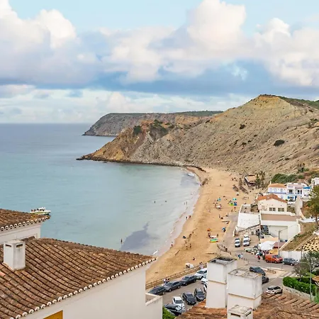 Retreat With Sea View #1972 * Budens