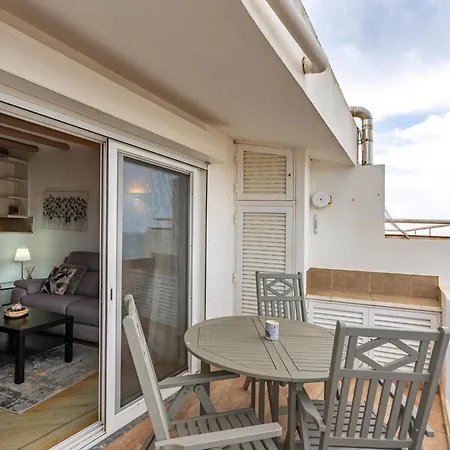 Retreat With Sea View #1972 Budens